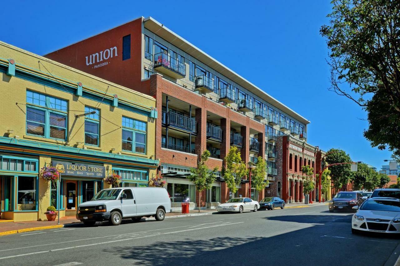 Downtown Heritage Condo With Parking Victoria Exterior foto